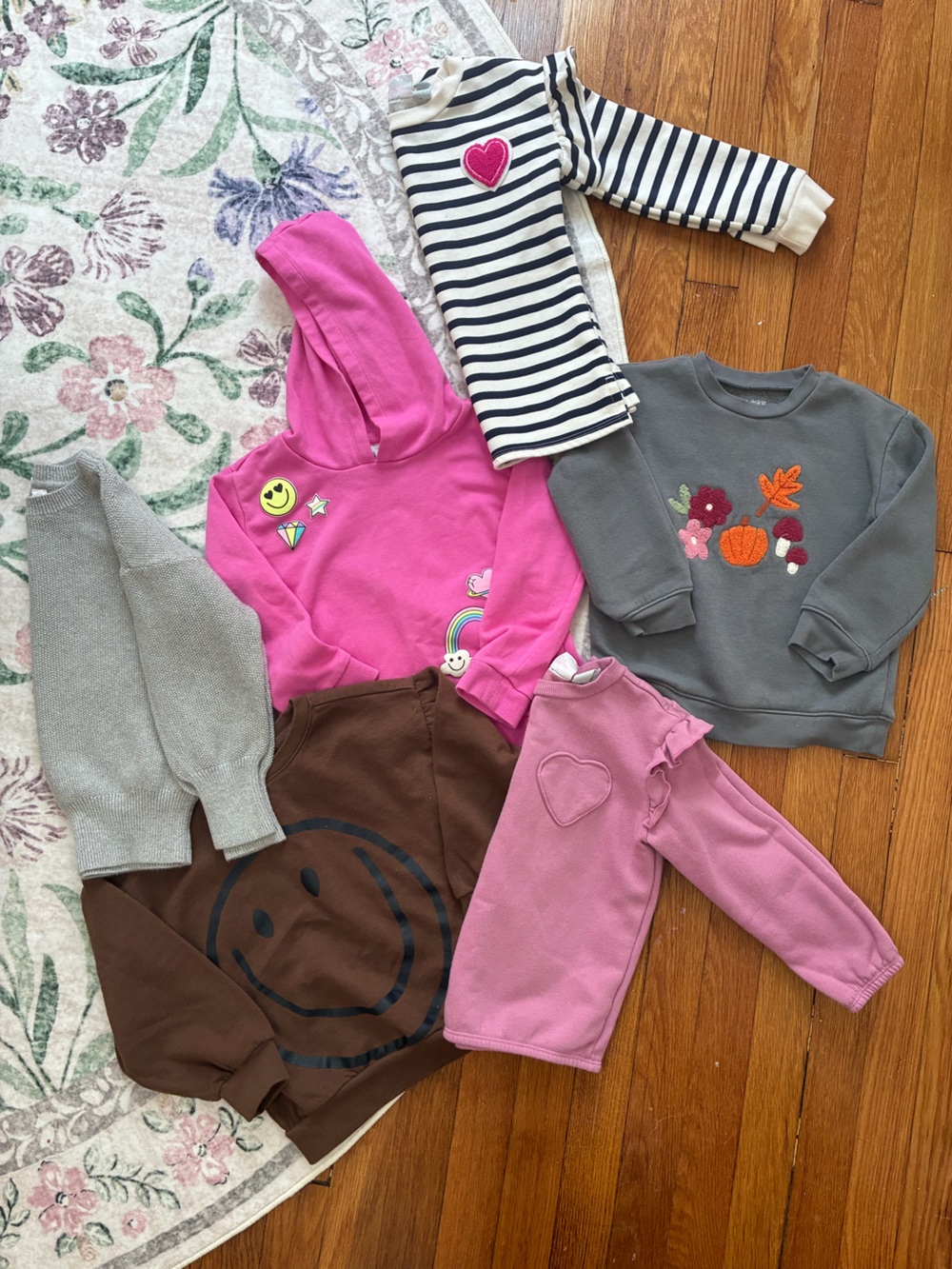 Mixed girls sweaters